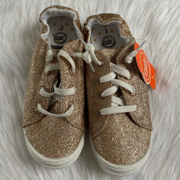 Wonder Nation Shoes Girls Size 3 Gold Sparkly Slip On Stretchy Back - Picture 1 of 6